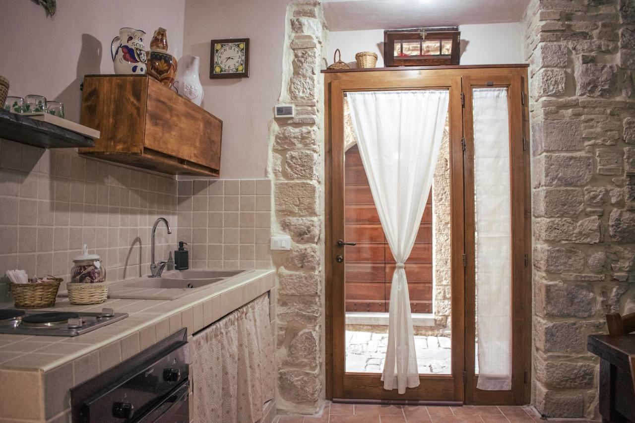 Apartament Monolocale Centro Storico Gubbio Zewnętrze zdjęcie